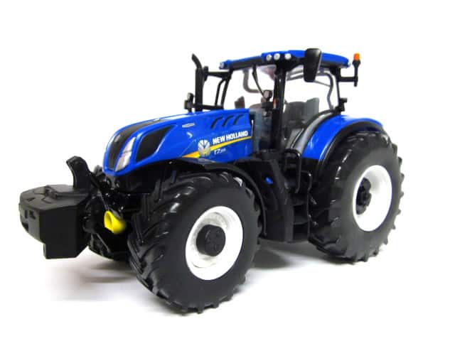 Britains New Holland T7.135