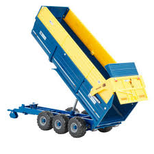 Britains Kane Tri-Axle Halfpipe Silage Trailer