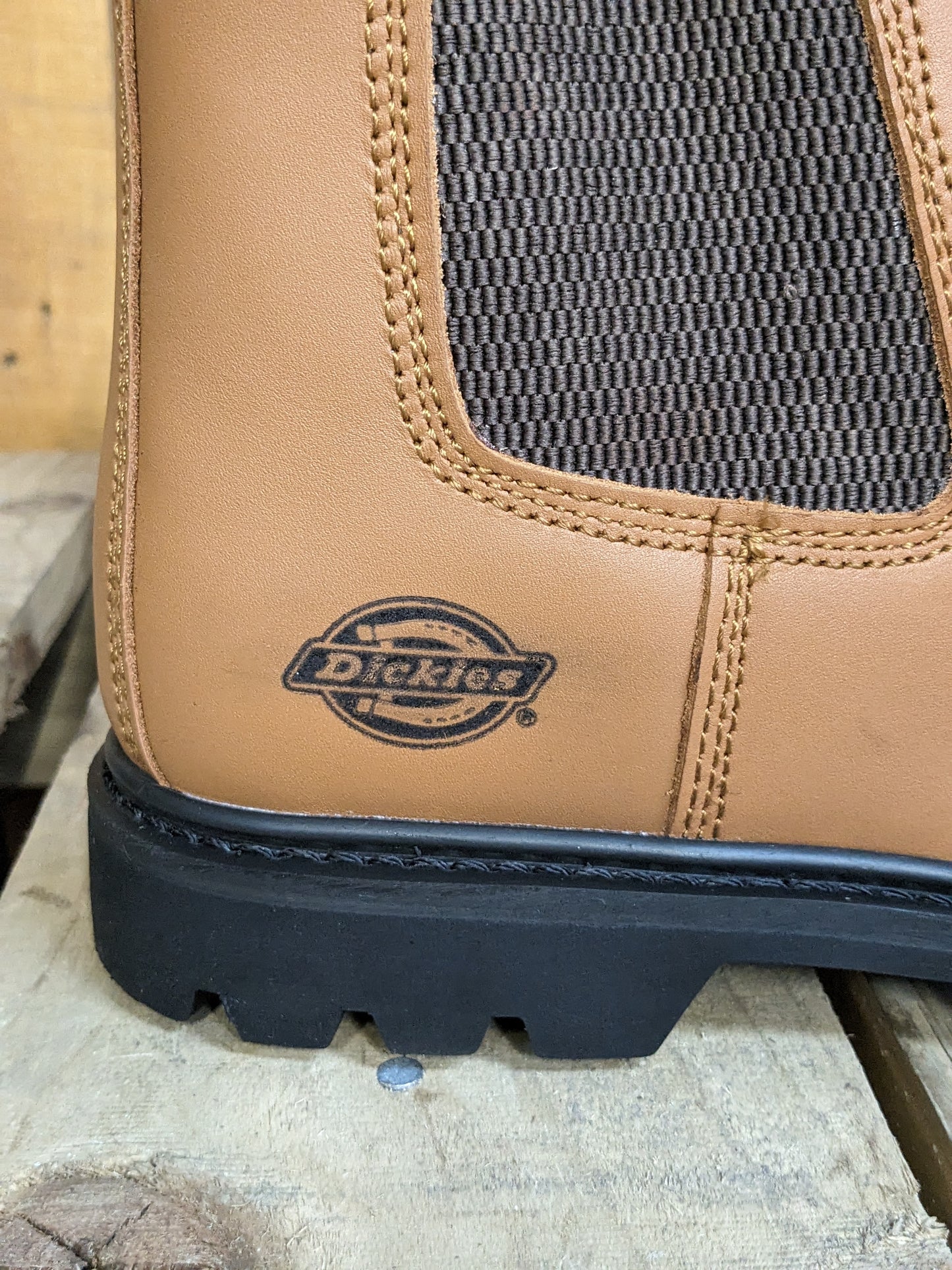 Dickies Fife II Safety Boot - Chestnut